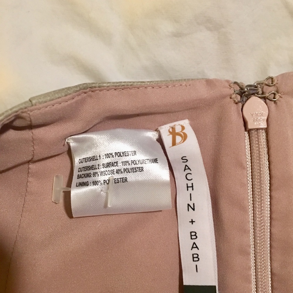 Sachin + Babi Sequin mini skirt 🔥 - Picture 3 of 3